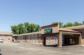 Гостиница Quality Inn Chicopee-Springfield  Чикопи